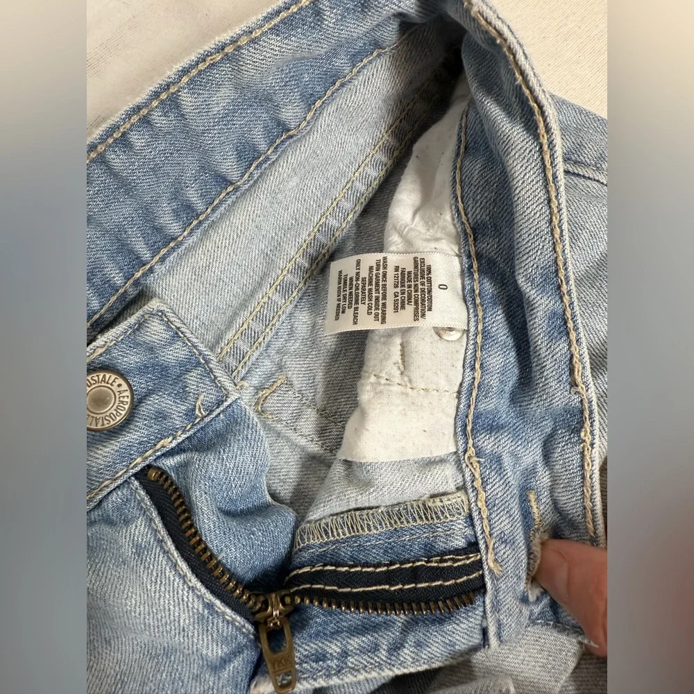 Aeropostale Blue Jean Shorts Distressed size 0 - Picture 3 of 10